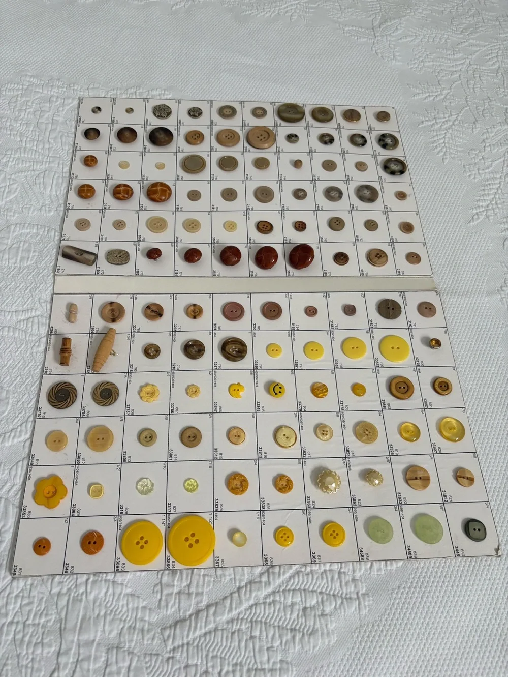 Vintage button collection salesman sample card yellow, leather, wood lot of  120
